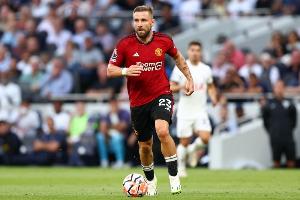 老伤号卢克肖4个月后再进曼联名单，加盟11年出场数与B费相同