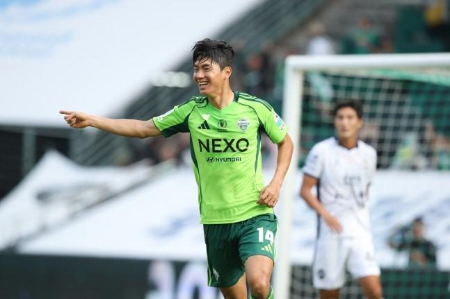 韩媒：韩国国脚全晋旴已与英冠牛津联达成协议，合同两年半