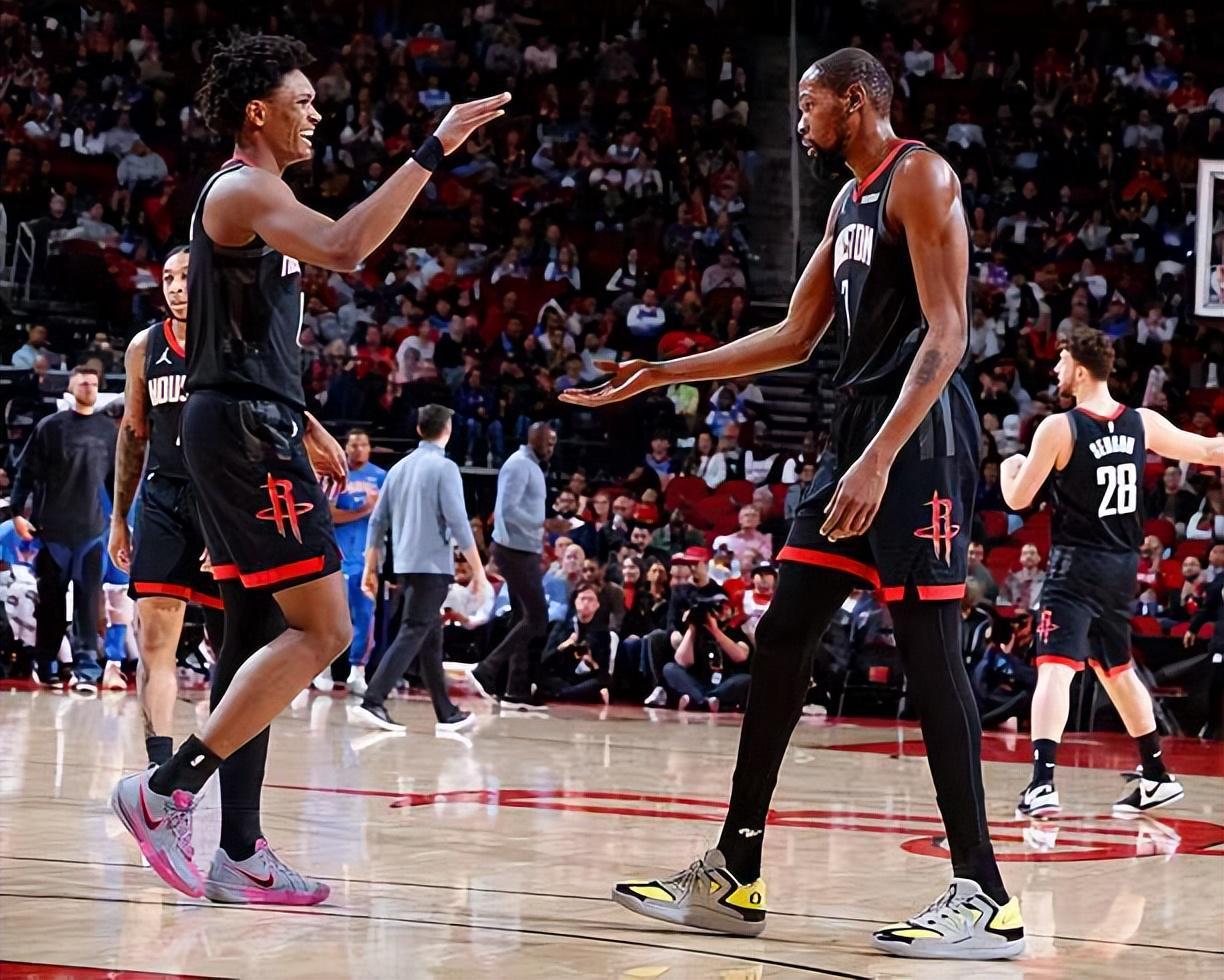 澳客电脑版-完全错误的用人方式！火箭为什么非要让后场新星担任先发控卫呢？